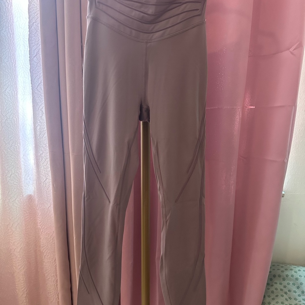 Lululemon Athletica Taupe Leggings